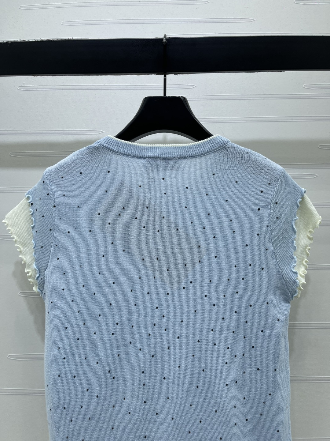 Women's short sleeves